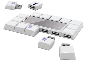 Illustration for article titled Chocolate Bar USB Drive Concept Does Not Melt In Your Mouth or Your Hand
